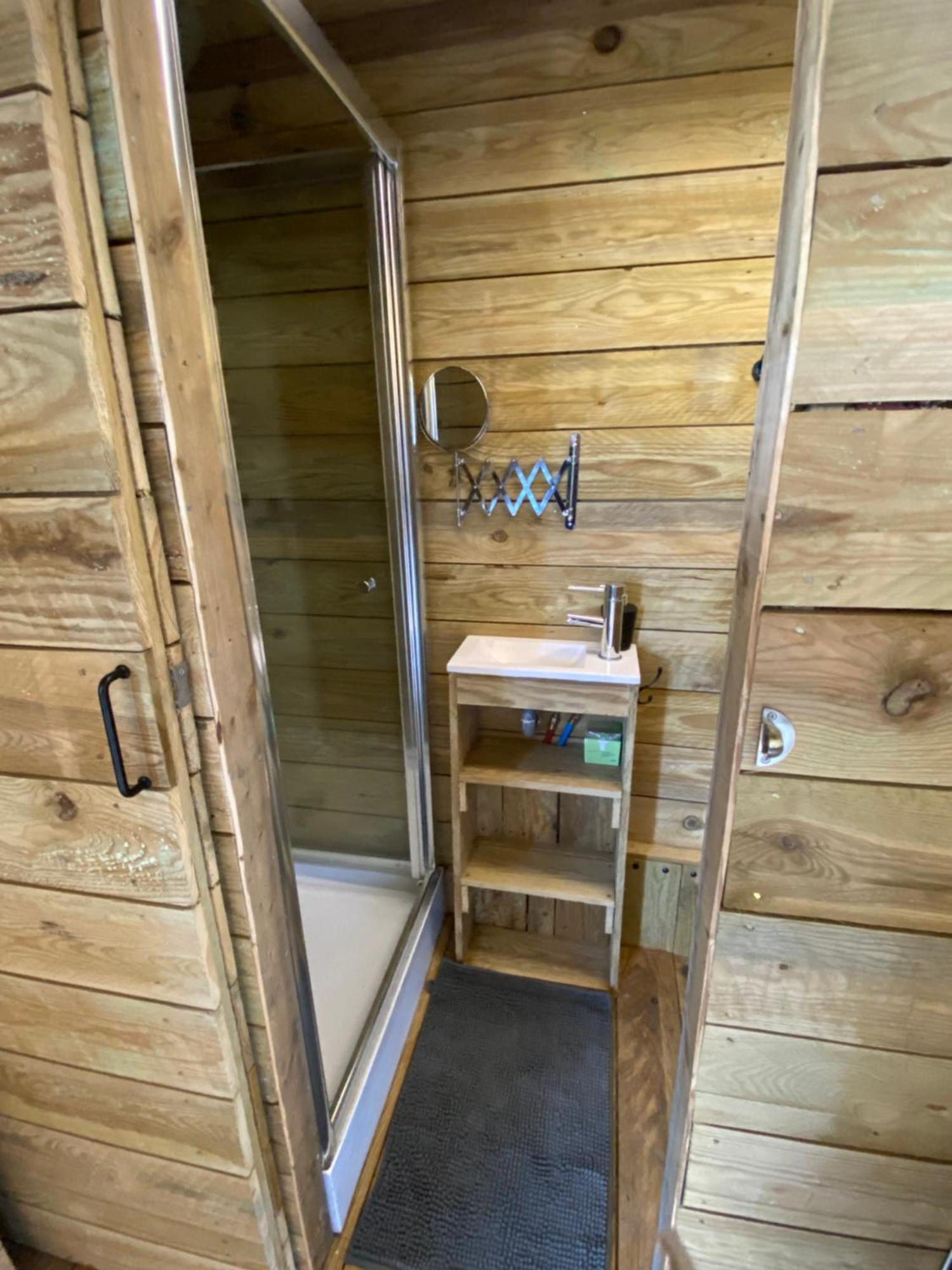 Tiny House Pensionat Digny Eksteriør billede